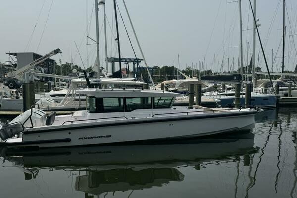 Stock 9 37ft Axopar Yacht For Sale