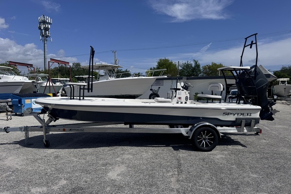 19ft Spyder Yacht For Sale