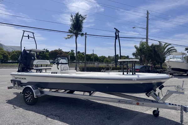 19ft Spyder Yacht For Sale