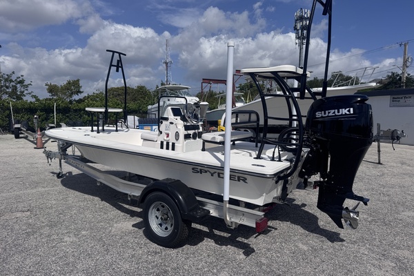 17ft Spyder Yacht For Sale