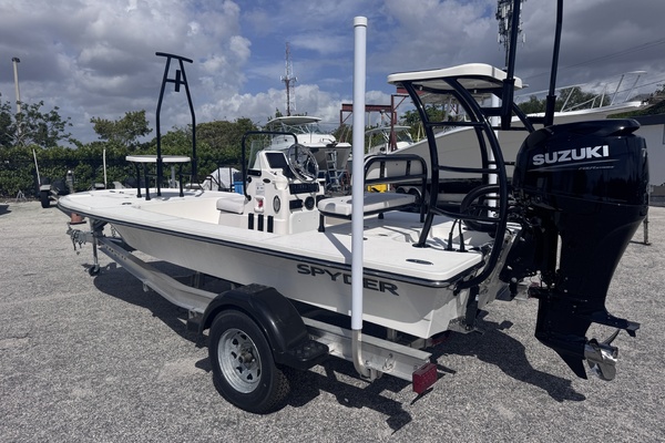 17ft Spyder Yacht For Sale
