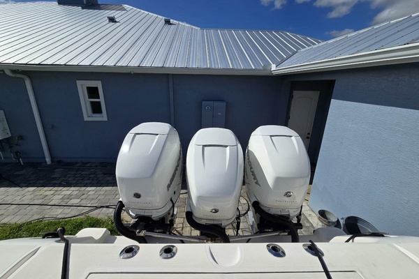 35ft Streamline Yacht For Sale