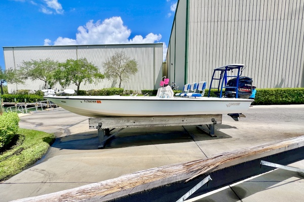 21ft Hewes Yacht For Sale