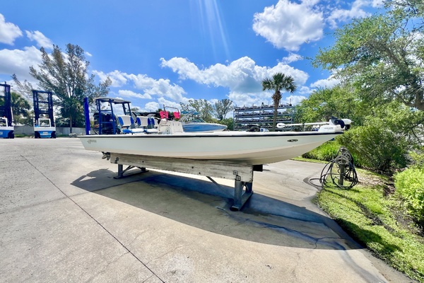 21ft Hewes Yacht For Sale