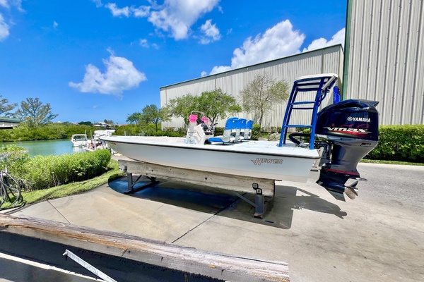 21ft Hewes Yacht For Sale