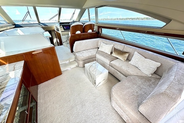 2009 Princess 54