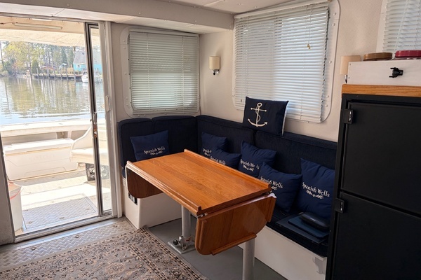 Photo of the 2000 Provincial 42 Pleasure Boat "Spanish Wells"