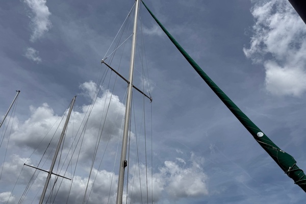 Photo of the 1975 Soverel 37 "SHENANDOAH"