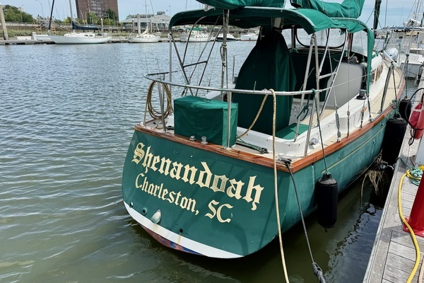 Photo of the 1975 Soverel 37 "SHENANDOAH"