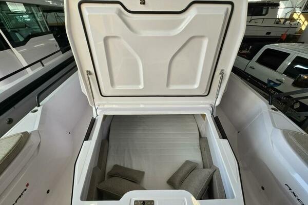 Axopar 29 Cross Cabin Stock 61 29ft Axopar Yacht For Sale