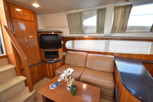 Devocean 44ft Carver Yacht For Sale