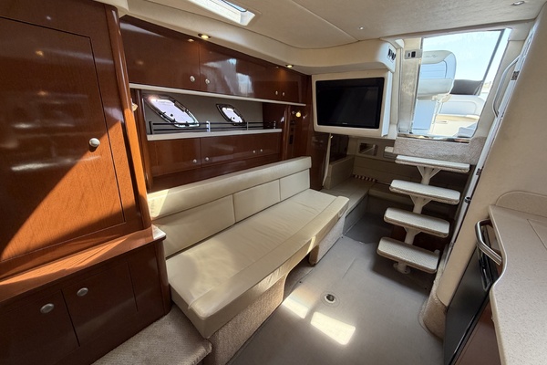 33ft Sea Ray Yacht For Sale