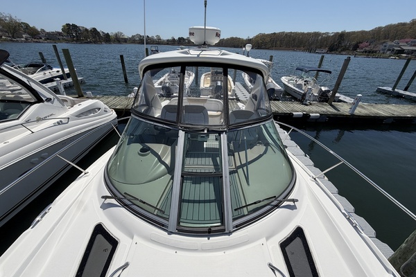 33ft Sea Ray Yacht For Sale