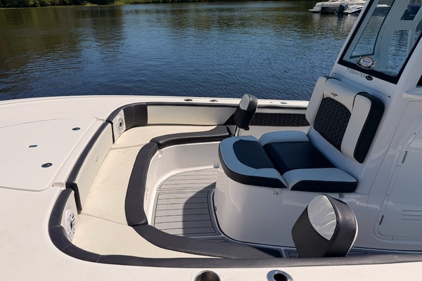 27ft Tidewater Yacht For Sale