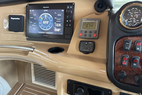 46ft Carver Yacht For Sale