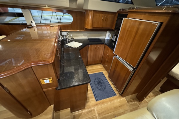 46ft Carver Yacht For Sale