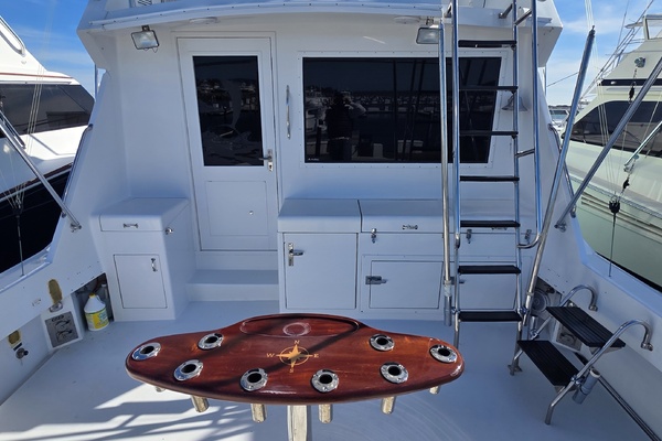 Reelin   amp  Rockin  52ft Hatteras Yacht For Sale