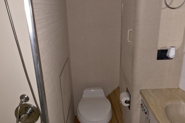 Reelin   amp  Rockin  52ft Hatteras Yacht For Sale