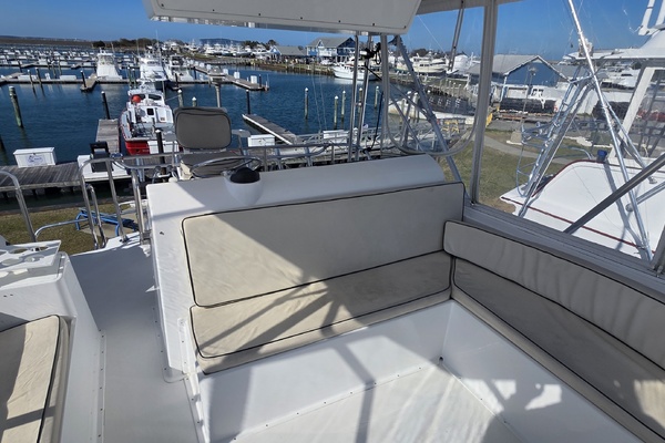 Reelin   amp  Rockin  52ft Hatteras Yacht For Sale