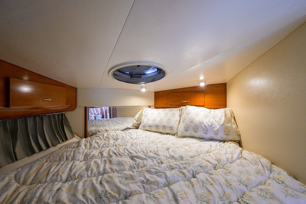 Great Adventure 46ft Carver Yacht For Sale