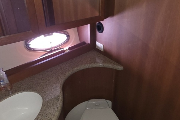 MI RINCON 39ft Silverton Yacht For Sale