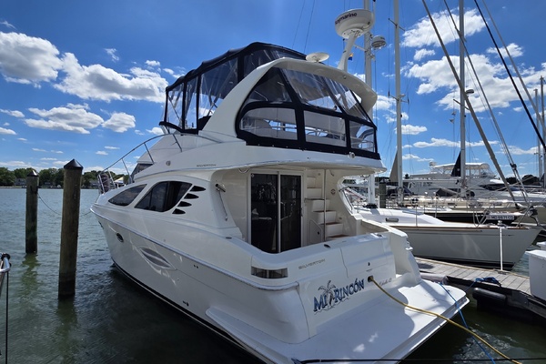 MI RINCON 39ft Silverton Yacht For Sale