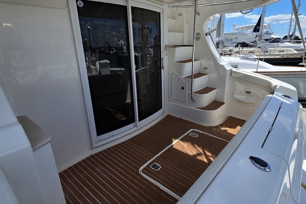 Photo of the 2006 Silverton 39 Motor Yacht "MI RINCON"