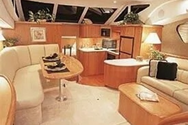 MI RINCON 39ft Silverton Yacht For Sale