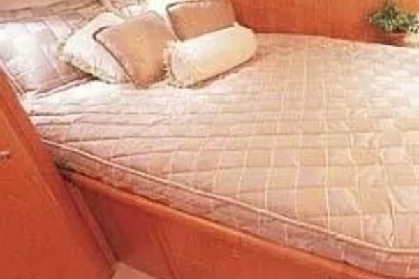 Photo of the 2006 Silverton 39 Motor Yacht "MI RINCON"