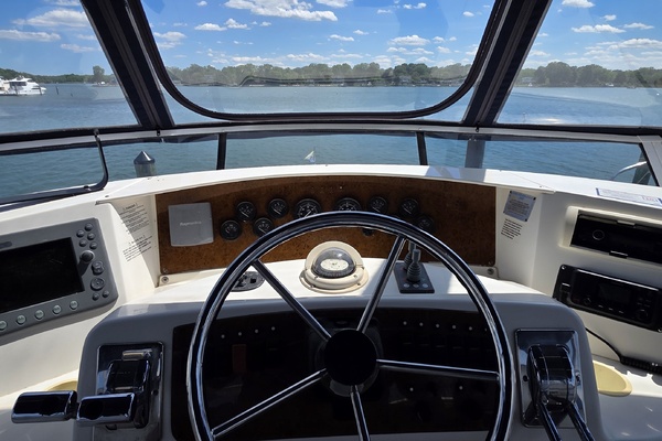 MI RINCON 39ft Silverton Yacht For Sale