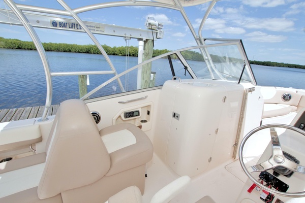 27ft Grady White Yacht For Sale