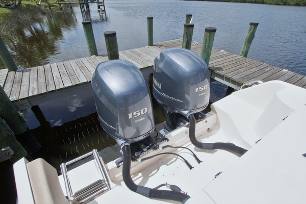 27ft Grady White Yacht For Sale