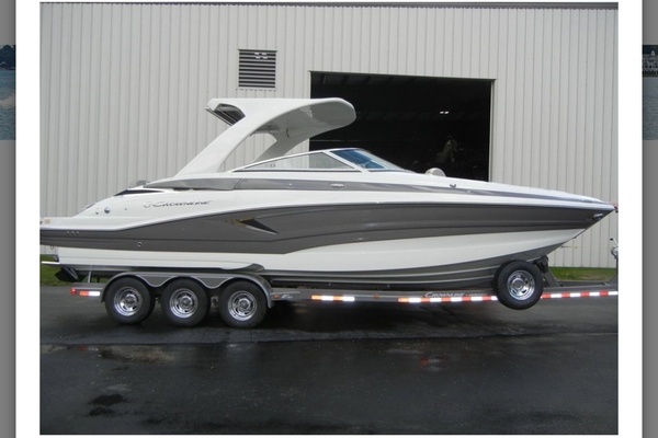 30ft Crownline Yacht For Sale