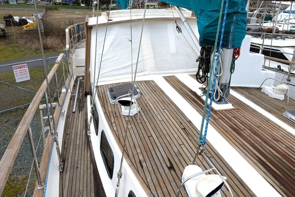 Nauticat 44 Yacht For Sale