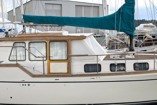 Firefly 44ft Nauticat Yacht For Sale