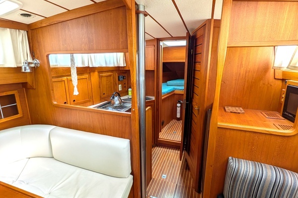 Nauticat 44 Yacht For Sale