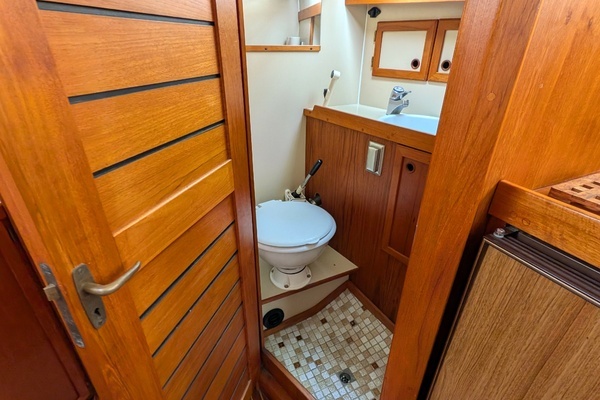 Nauticat 44 Yacht For Sale