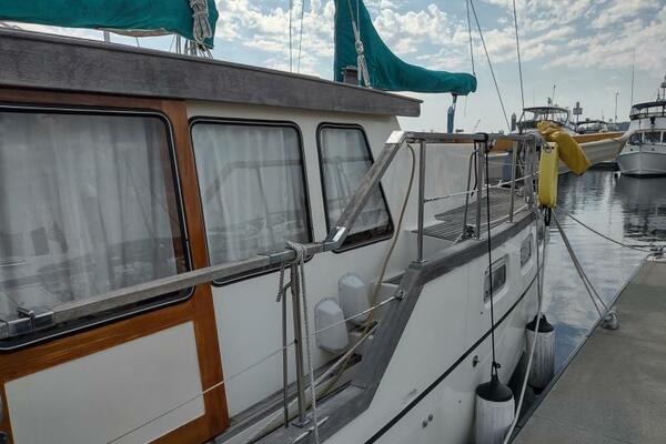 Firefly 44ft Nauticat Yacht For Sale