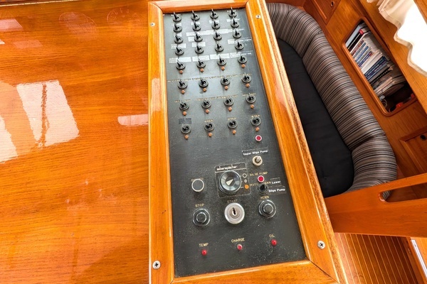 Nauticat 44 Yacht For Sale