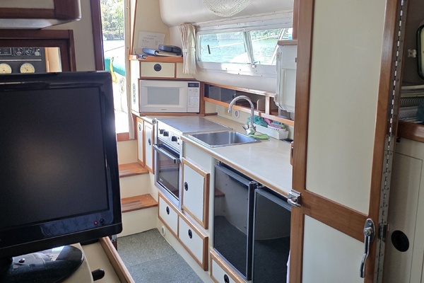 Green Eyed Lady 34ft Albin Yacht For Sale