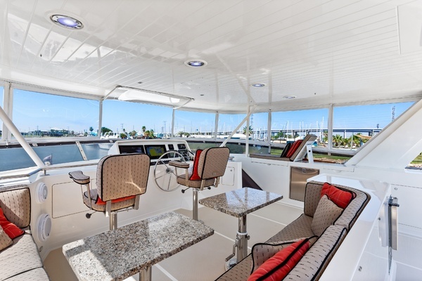 2005 Offshore Yachts 66