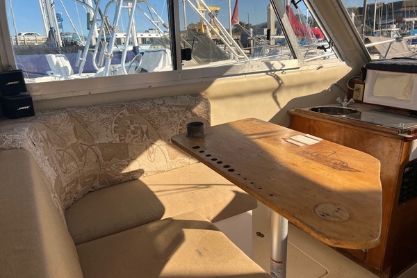 Shamrock Mackinaw 270 Yacht For Sale