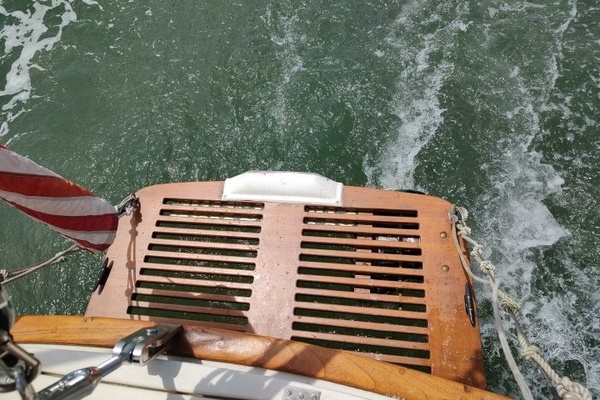 Springtide 37ft Pearson Yacht For Sale