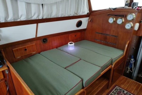 Springtide 37ft Pearson Yacht For Sale