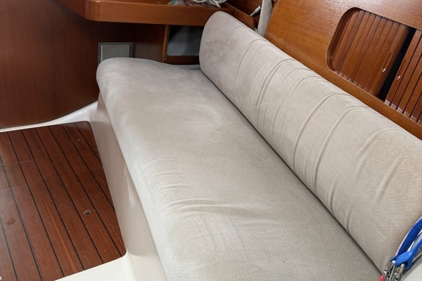 Photo of the 1995 Beneteau OCEANIS 321 "PLEIADES"