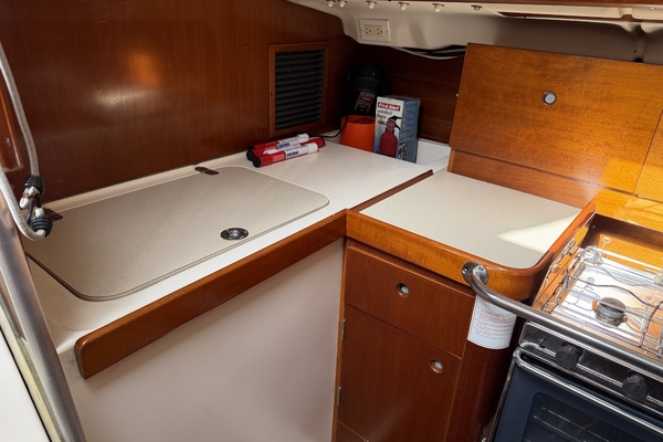 PLEIADES 32ft Beneteau Yacht For Sale