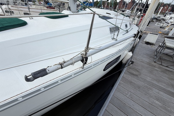 PLEIADES 32ft Beneteau Yacht For Sale