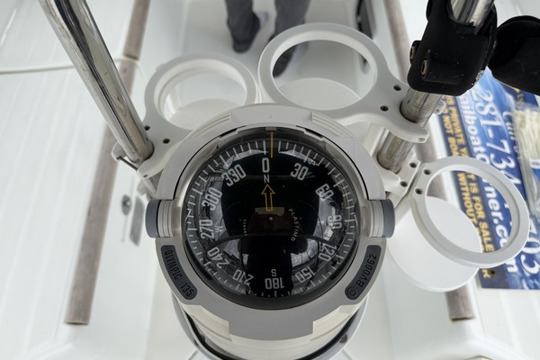 PLEIADES 32ft Beneteau Yacht For Sale