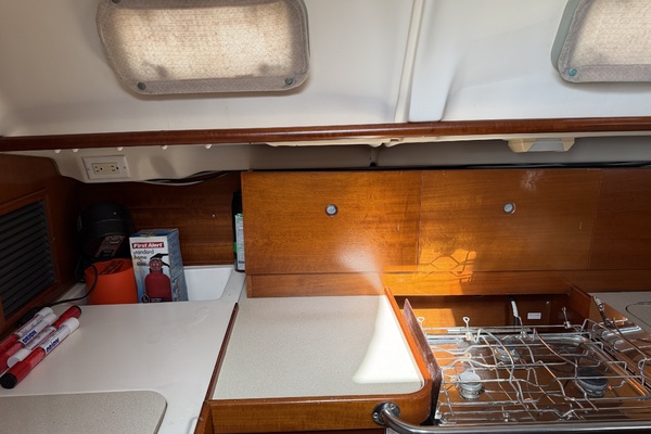 PLEIADES 32ft Beneteau Yacht For Sale