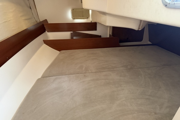 PLEIADES 32ft Beneteau Yacht For Sale